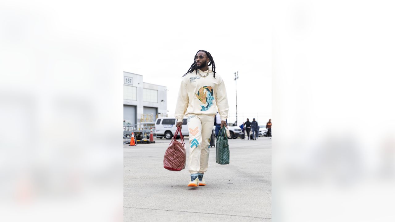 New York Giants running back Jashaun Corbin (25) after a preseason NFL  football game, Thursday, Aug. 11, 2022, in Foxborough, Mass. (AP  Photo/Charles Krupa Stock Photo - Alamy