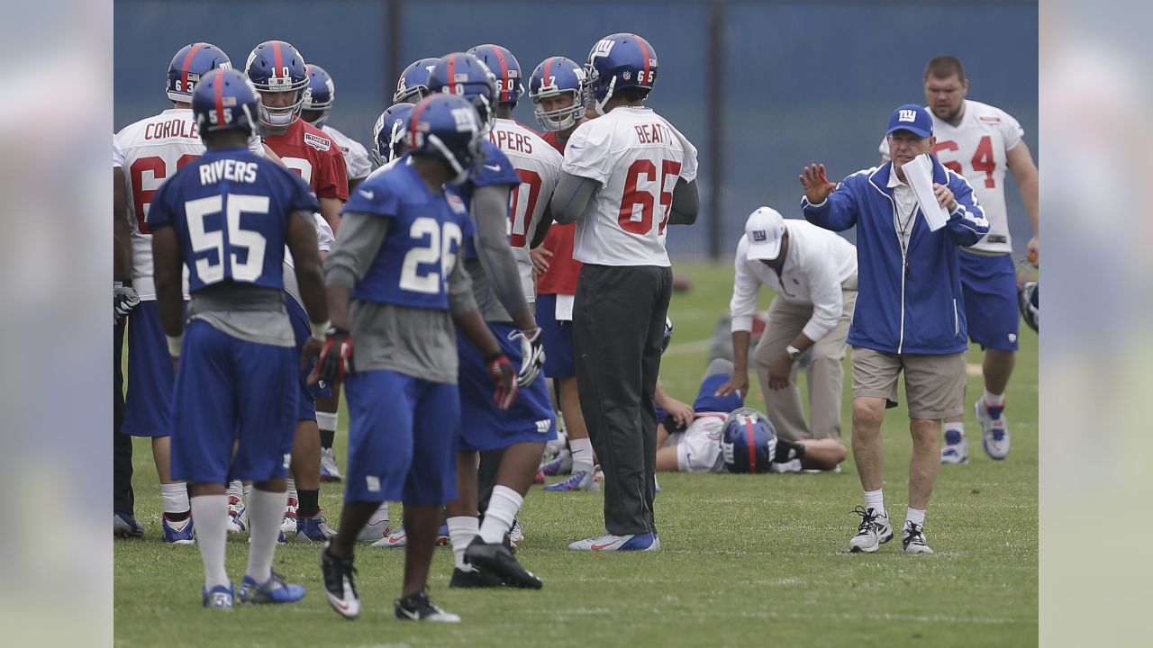 Antrel Rolle continues head-turning haircut tradition