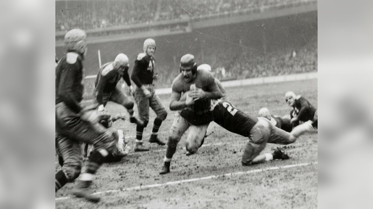 On The Ground At Green Bay Packers v New York Giants 