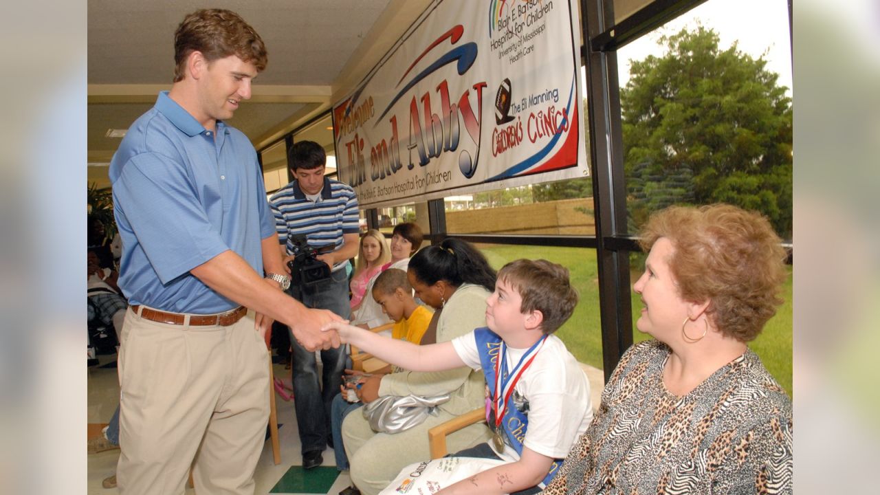 Eli Manning named Walter Payton NFL Man of the Year finalist