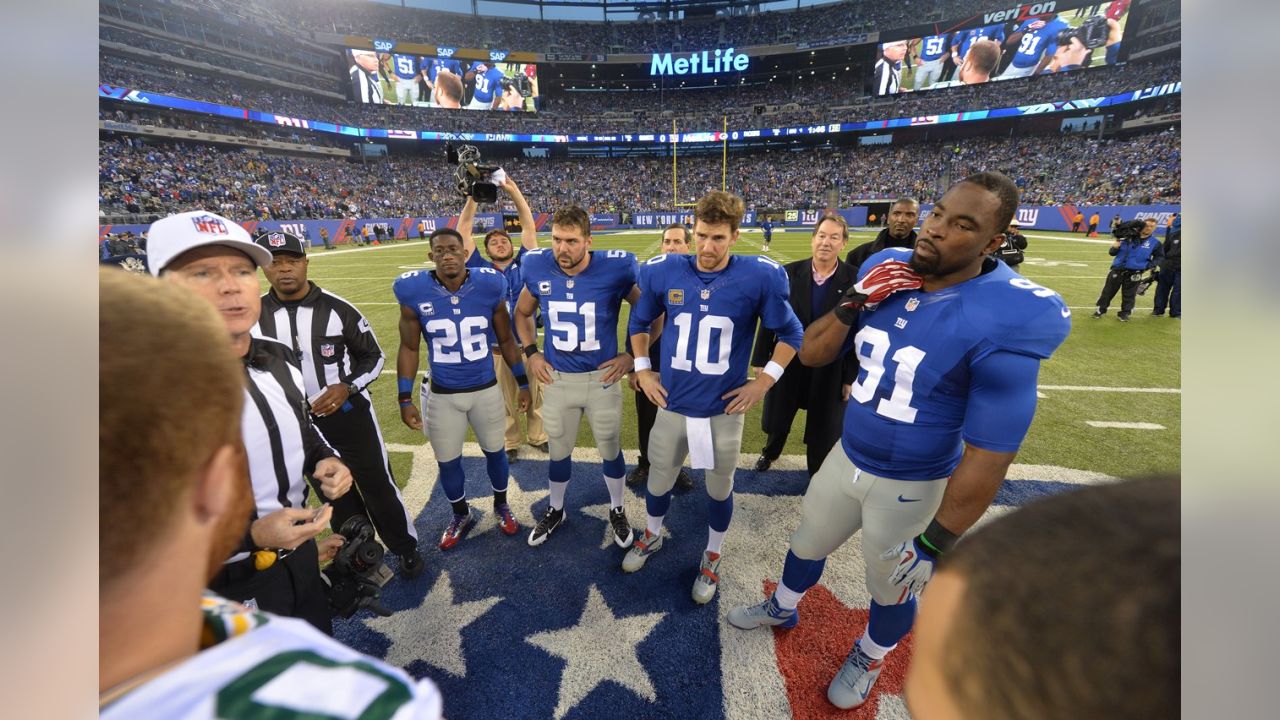 Justin Tuck Brings Defensive Flair to MetLife Stadium, as a Raider - The  New York Times