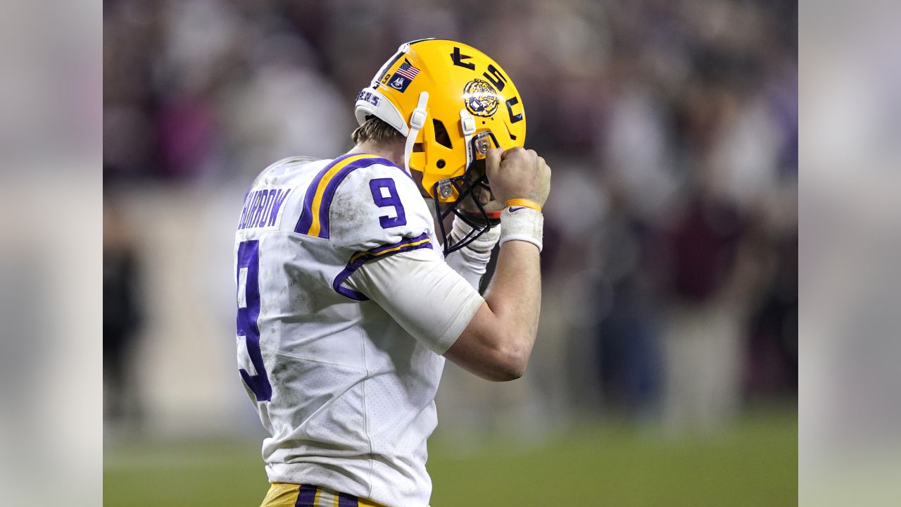 Joe Burrow LSU Tigers Canvas 16”x20” COLLEGE FOOTBALL Burreaux Quarterback