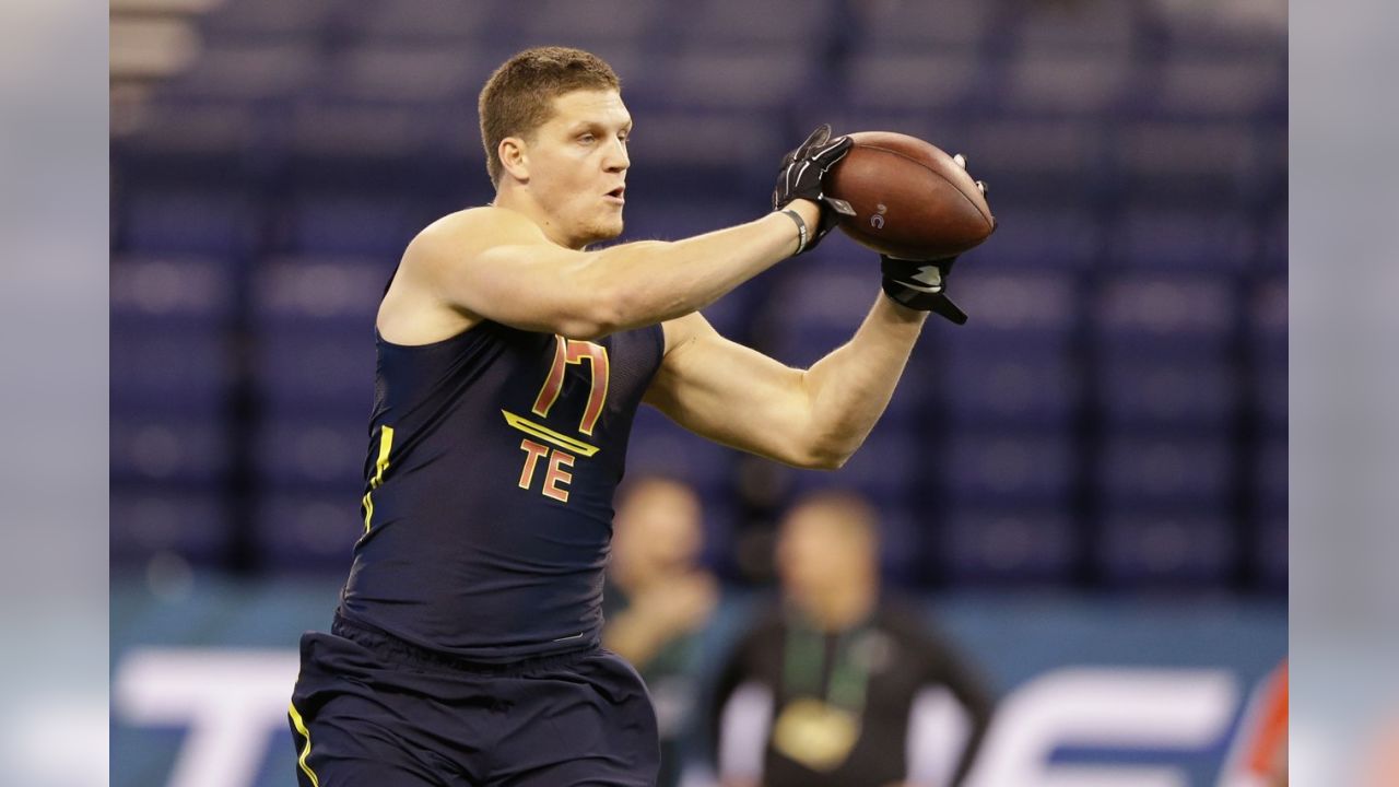 The Ultimate Guide to the NFL Combine - Robertson Training Systems