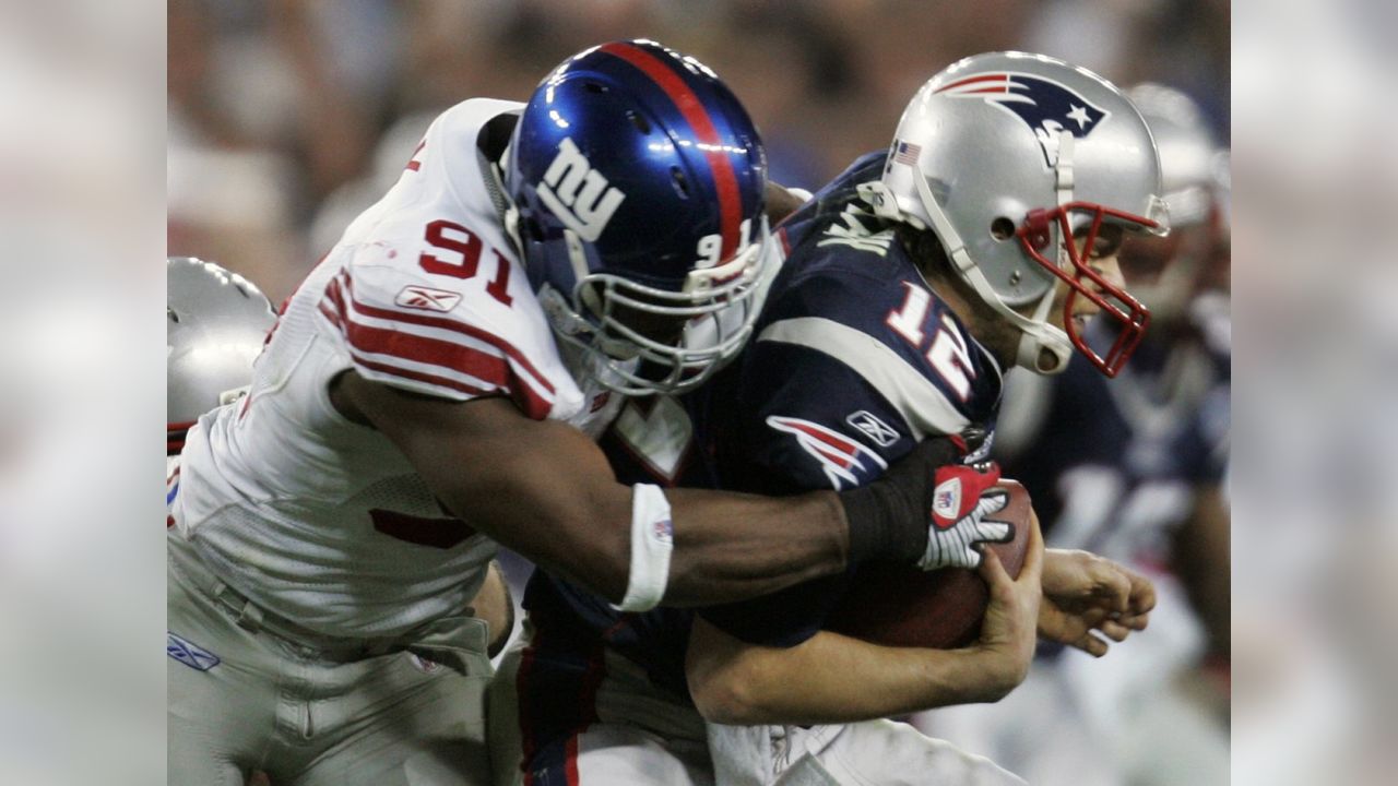 Justin Tuck: Breaking News, Rumors & Highlights