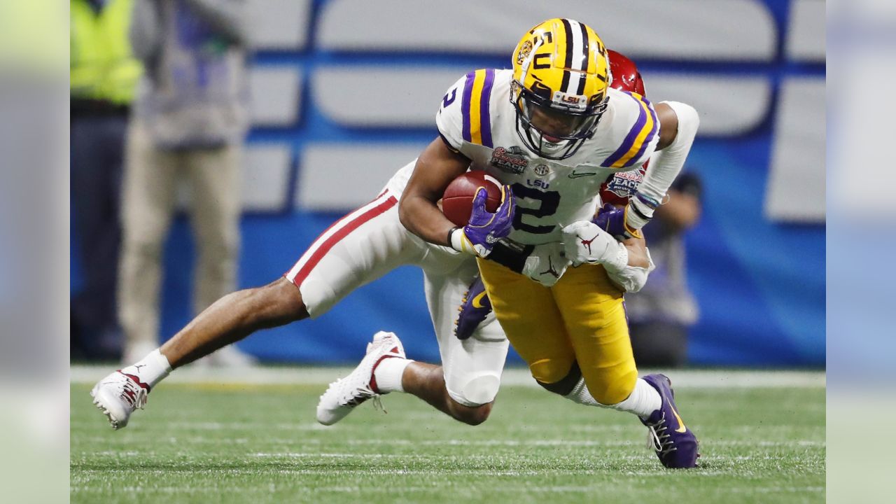 Justin Jefferson one handed catch  Lsu tigers football, Football helmets,  Tiger football