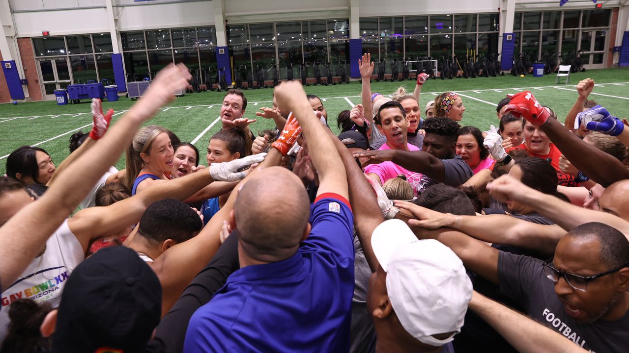 New York Giants host gay football clinic with NFL players and