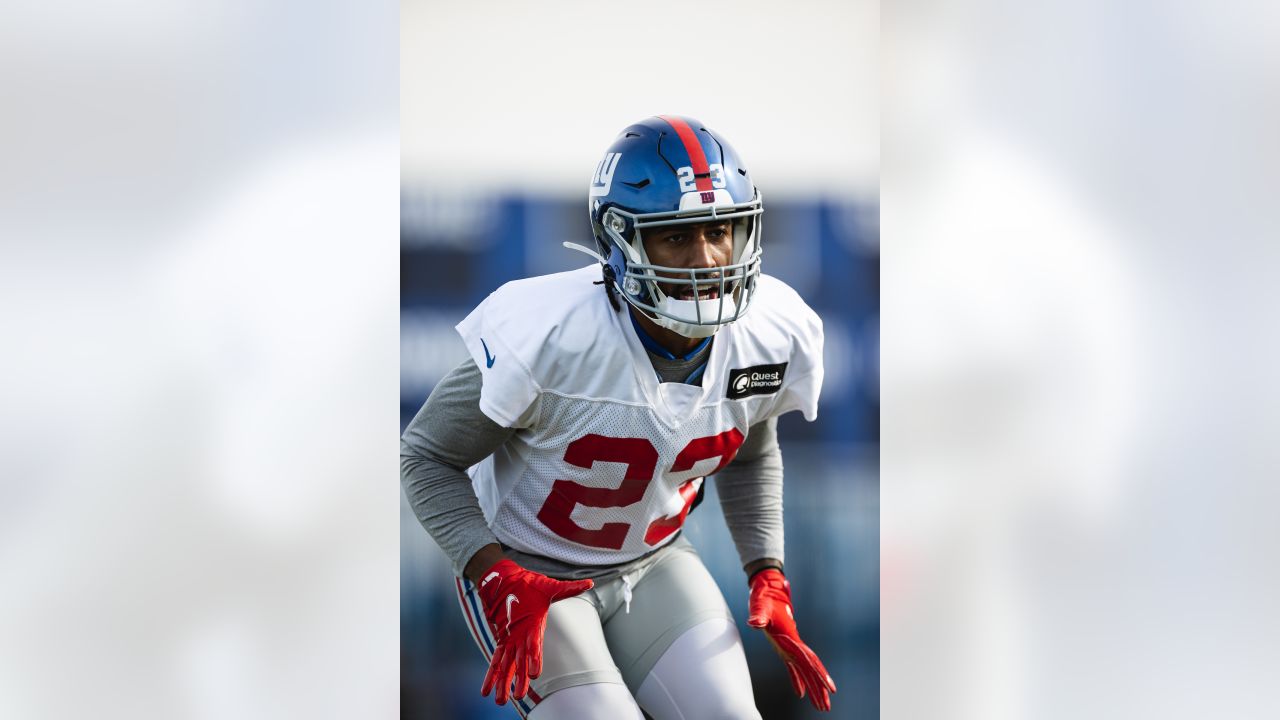 Giants RB Saquon Barkley, S Xavier McKinney placed on reserve/COVID-19 list