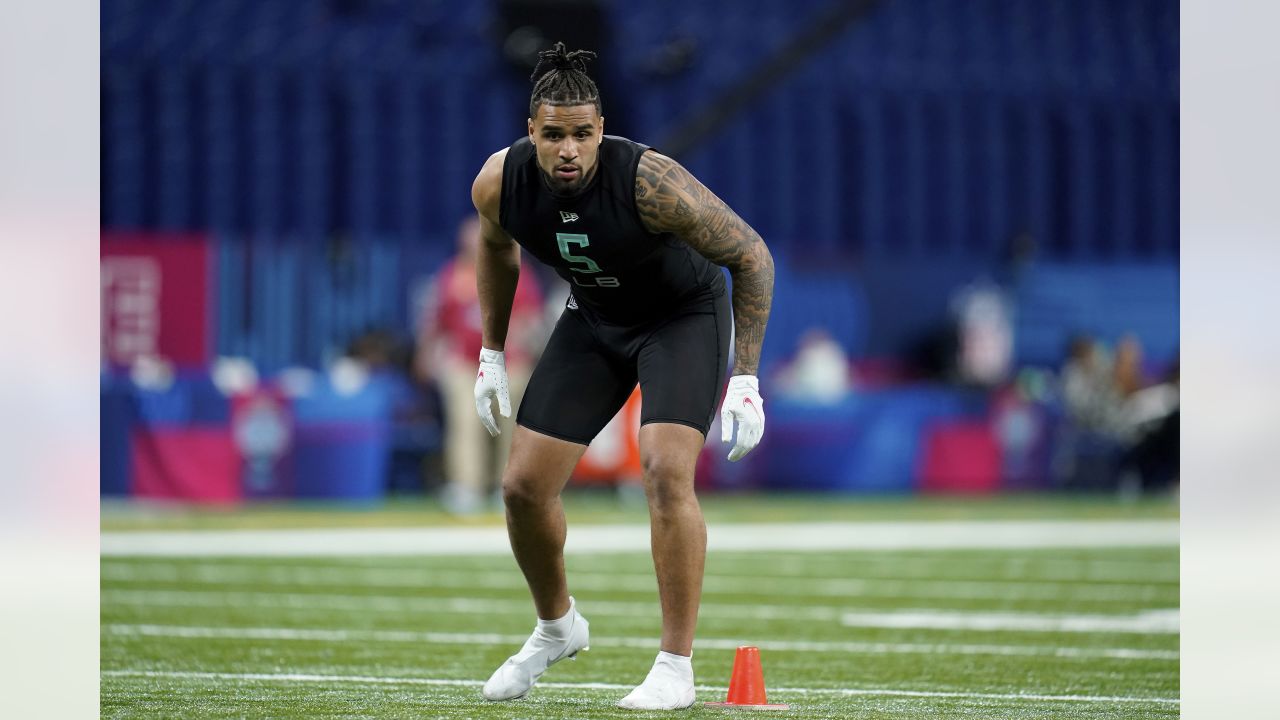 Baltimore Ravens Draft 'Heaviest Player in NFL History'; How Much Does This  Australian Beast With Rugby Background Weigh? - EssentiallySports