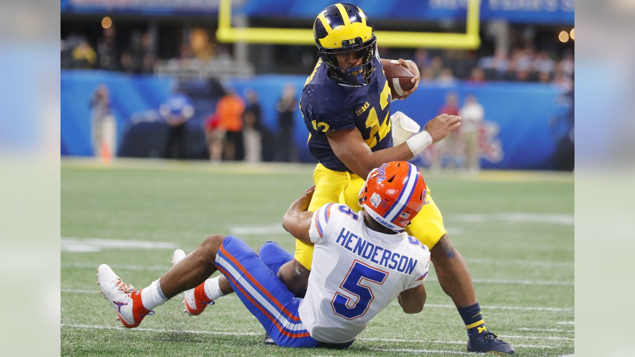 NFL on X: With the No. 9 overall pick in the 2020 #NFLDraft, the @Jaguars  select @GatorsFB CB C.J. Henderson! (by @Bose)  / X