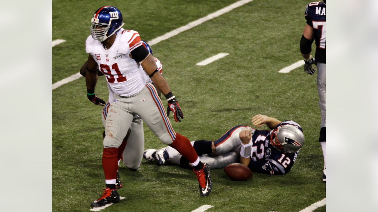 05 September 2012: New York Giants defensive end Justin Tuck (91) during a  week 1 NFL matchup between the Dallas Cowboys and New York Giants at Metlif  Stock Photo - Alamy