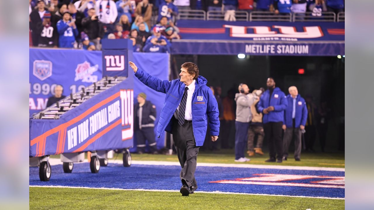 \ud83d\udcf8 Every member in New York Giants Ring of Honor