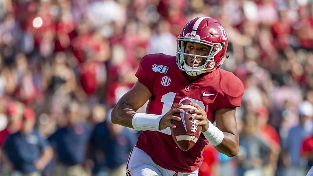 Alabama Crimson Tide Tua Tagovailoa Draft Profile: Tua Tagovailoa has  potential to be 'one of the NFL's most efficient passers'