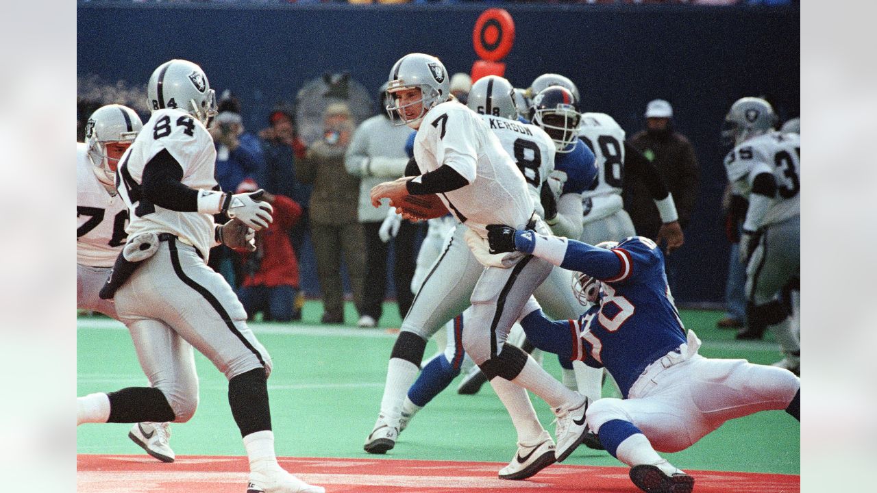 \ud83d\udcf8 Through the Years: Giants vs. Raiders