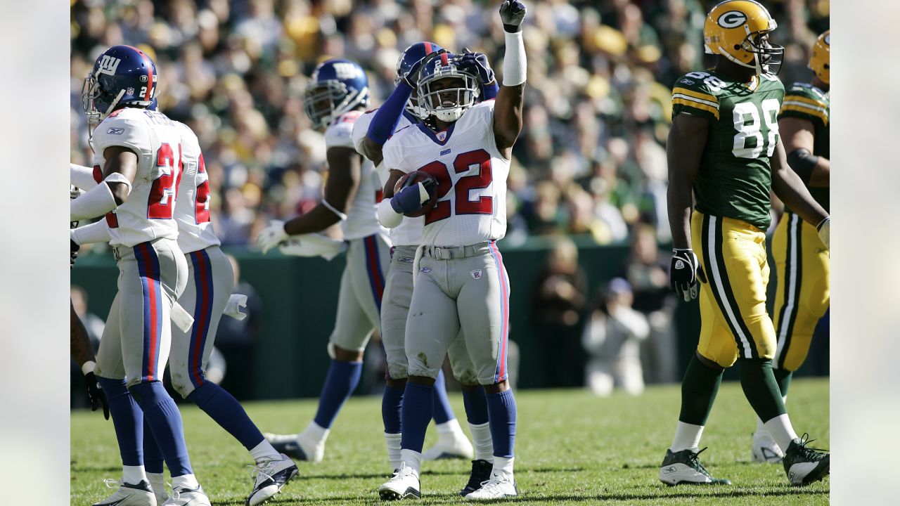5,891 New York Giants V Green Bay Packers Stock Photos, High-Res