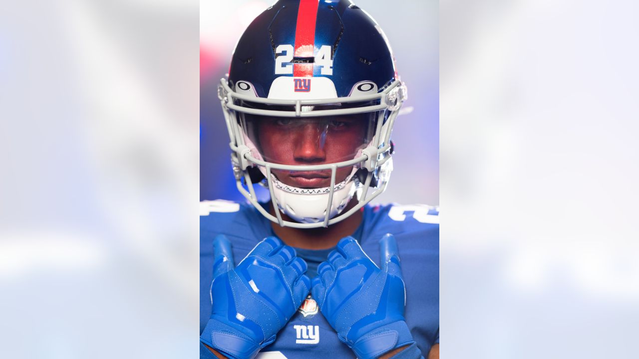 A general view of the helmet of New York Giants cornerback James Bradberry  (24) before an NFL football game against the Dallas Cowboys, Sunday, Dec.  19, 2021, in East Rutherford, N.J. The