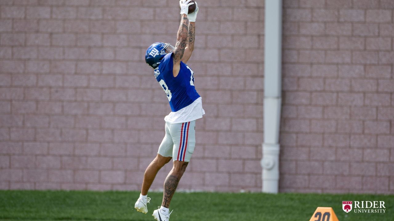 Giants training camp takeaways: An early scare and a cornerback challenge  Wink Martindale wants to see 