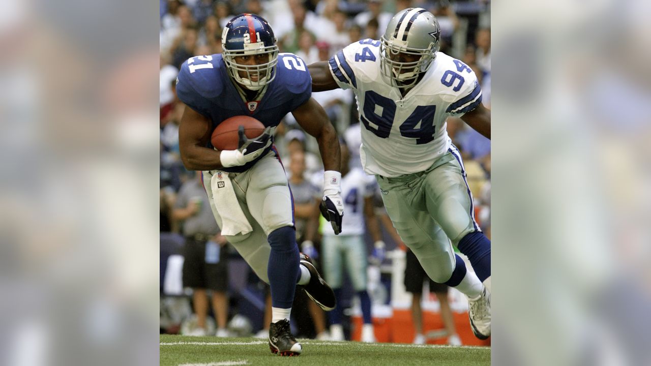 2,307 Giants Tiki Barber Stock Photos, High-Res Pictures, and