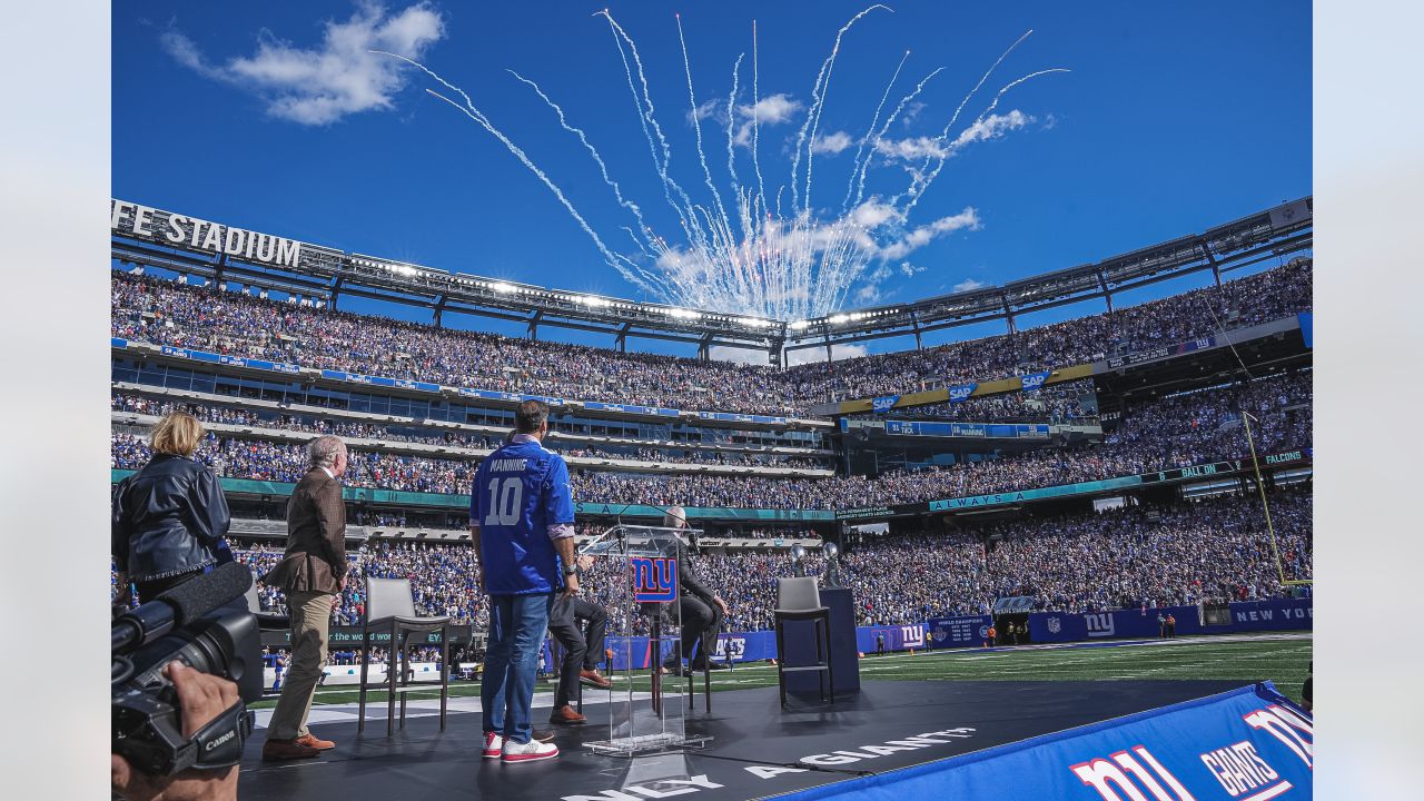 Giants Ring Of Honor Halftime Ceremony