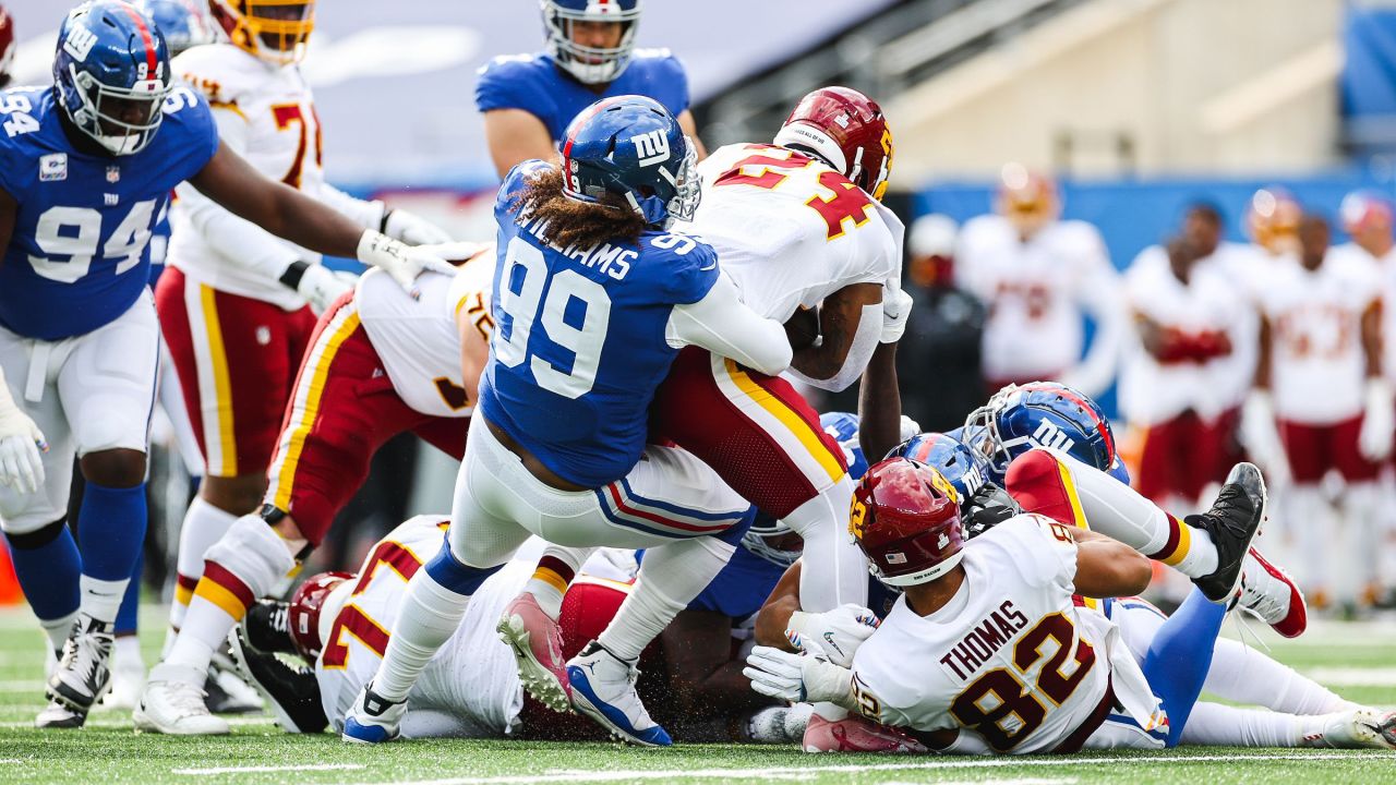 Game Photos: Giants defeat Washington, 20-19