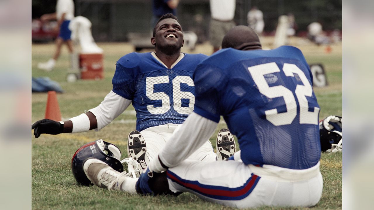 \ud83d\udcf8 56 of 56: Rare photos of Lawrence Taylor