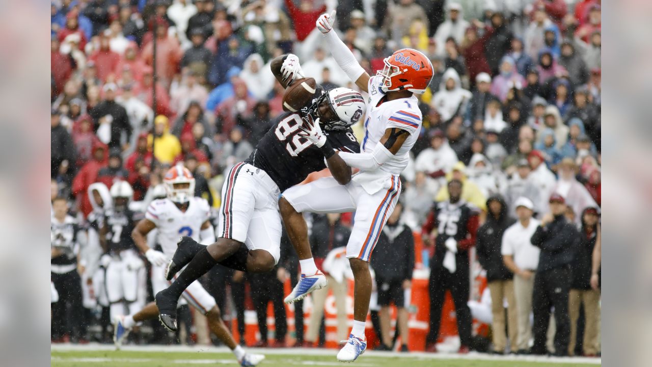 NFL on X: With the No. 9 overall pick in the 2020 #NFLDraft, the @Jaguars  select @GatorsFB CB C.J. Henderson! (by @Bose)  / X