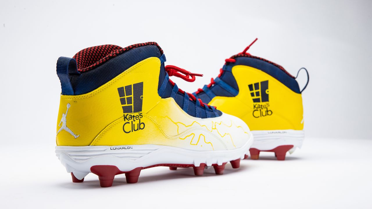 Arizona State to honor alum Pat Tillman with Army-inspired cleats