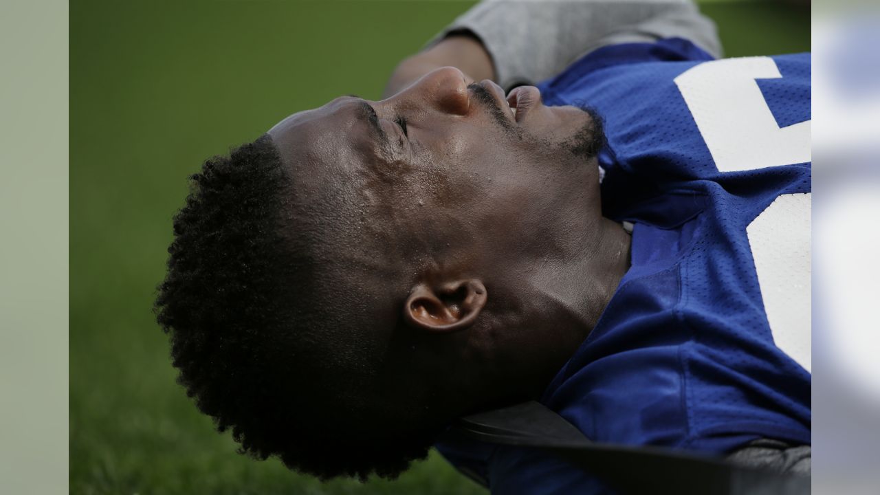 Antrel Rolle continues head-turning haircut tradition