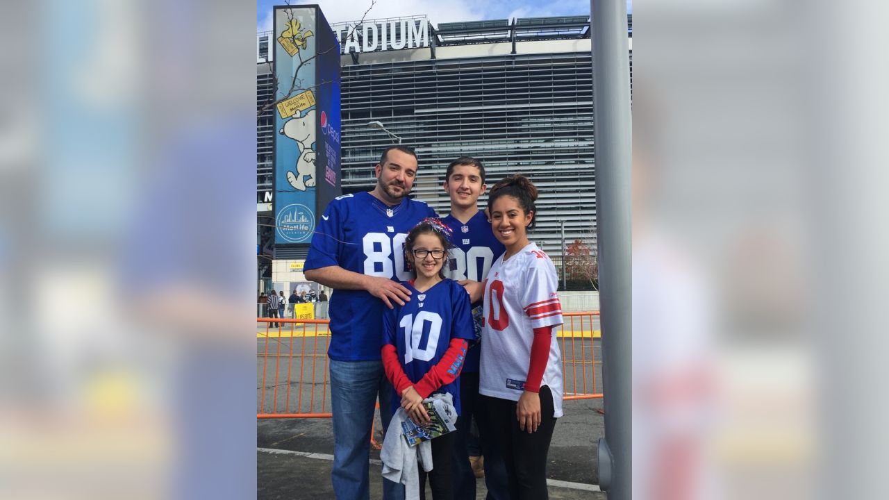 Giants vs. Cowboys Party City Tailgaters