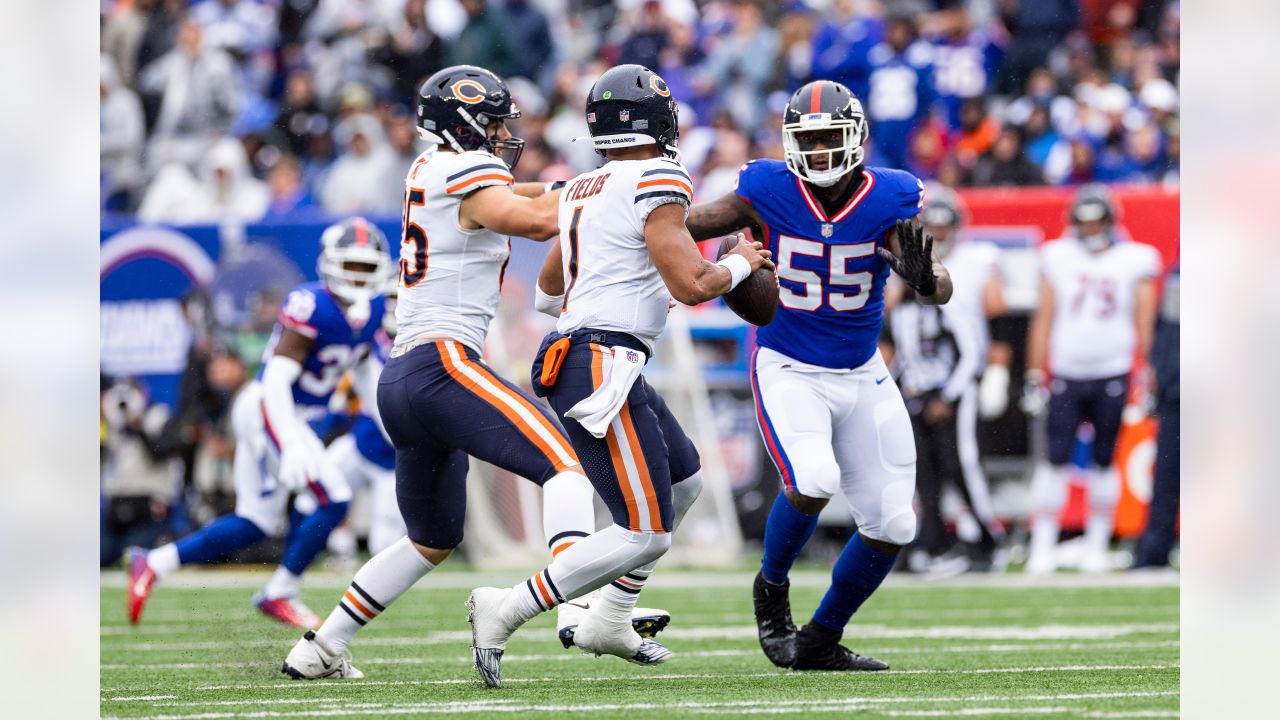 Watch: Former Oregon State Beavers' star Isaiah Hodgins scores game-tying  TD during N.Y. Giants' historic comeback win 