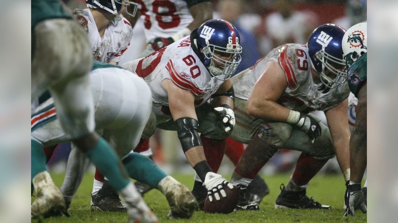 Throwback Thursday: New York Giants down Dolphins at Wembley in 2007