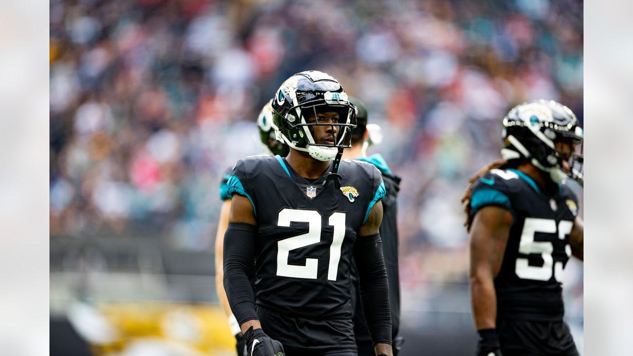 Jaguars cut WR Treadwell, RB Armstead as team works to trim roster to 53  players: sources