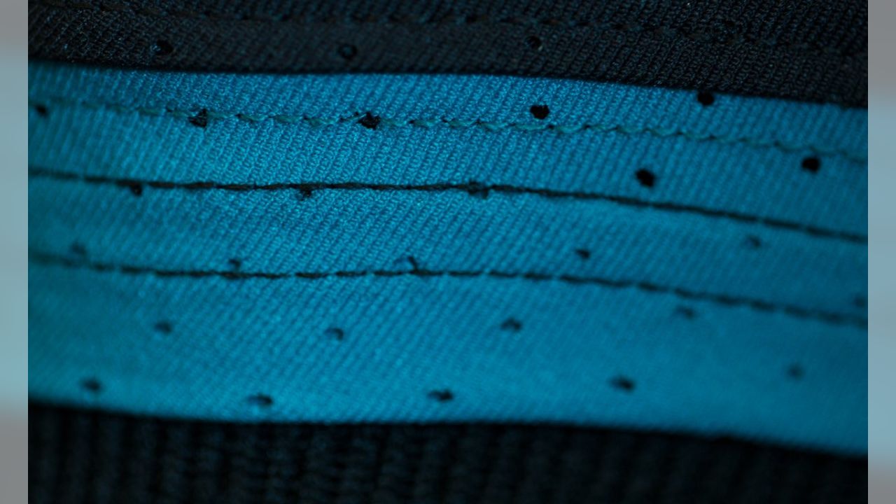 Jaguars unveil new Nike Vapor Untouchable uniforms