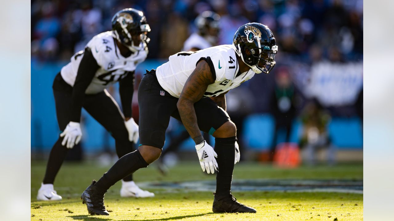 NFL Week 14: Jacksonville Jaguars-Tennessee Titans photo gallery