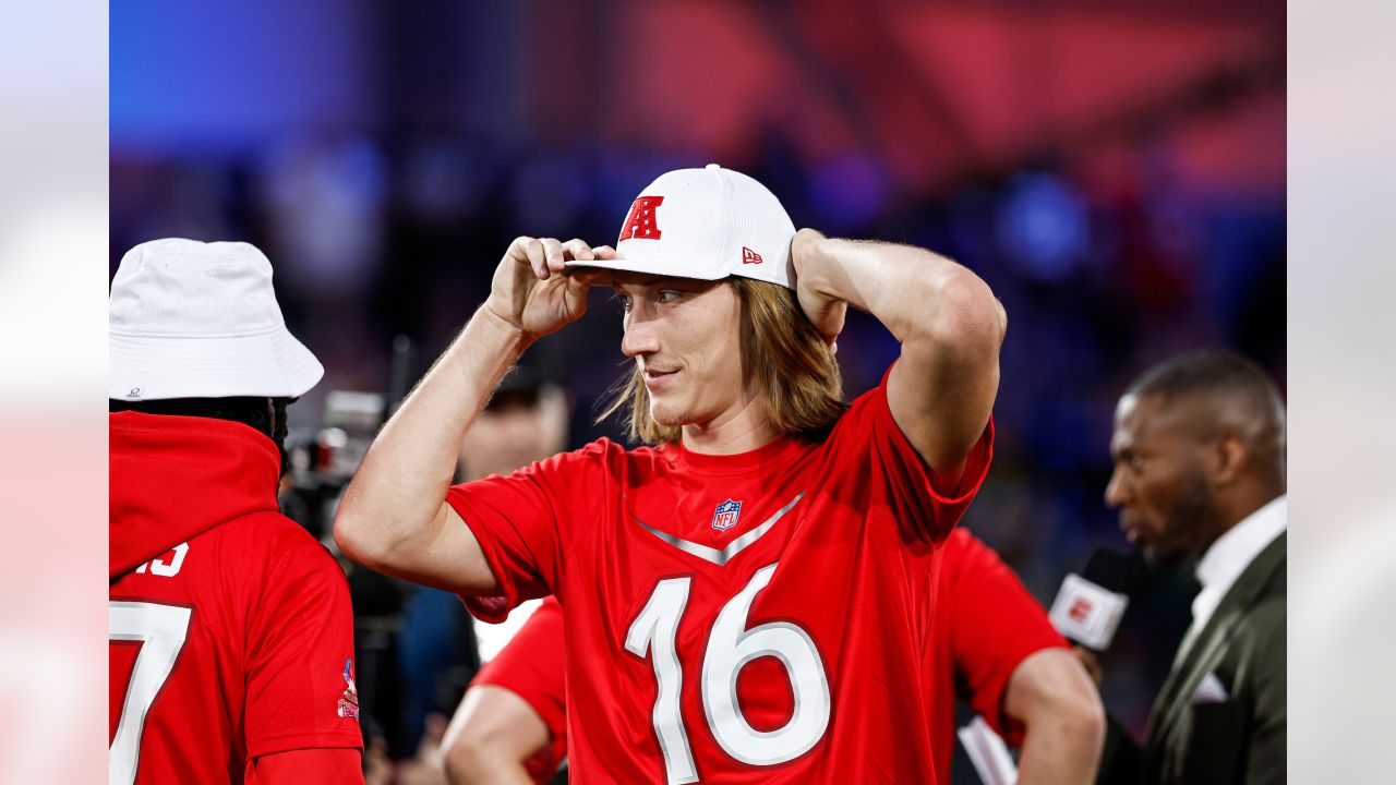 Jacksonville Jaguars on X: Pro Bowl QB Trevor Lawrence has a nice ring to  it. #ProBowlGames