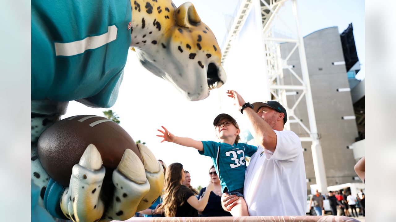 Jacksonville Jaguars to host 2022 DUUUVAL Draft Party at Daily's Place