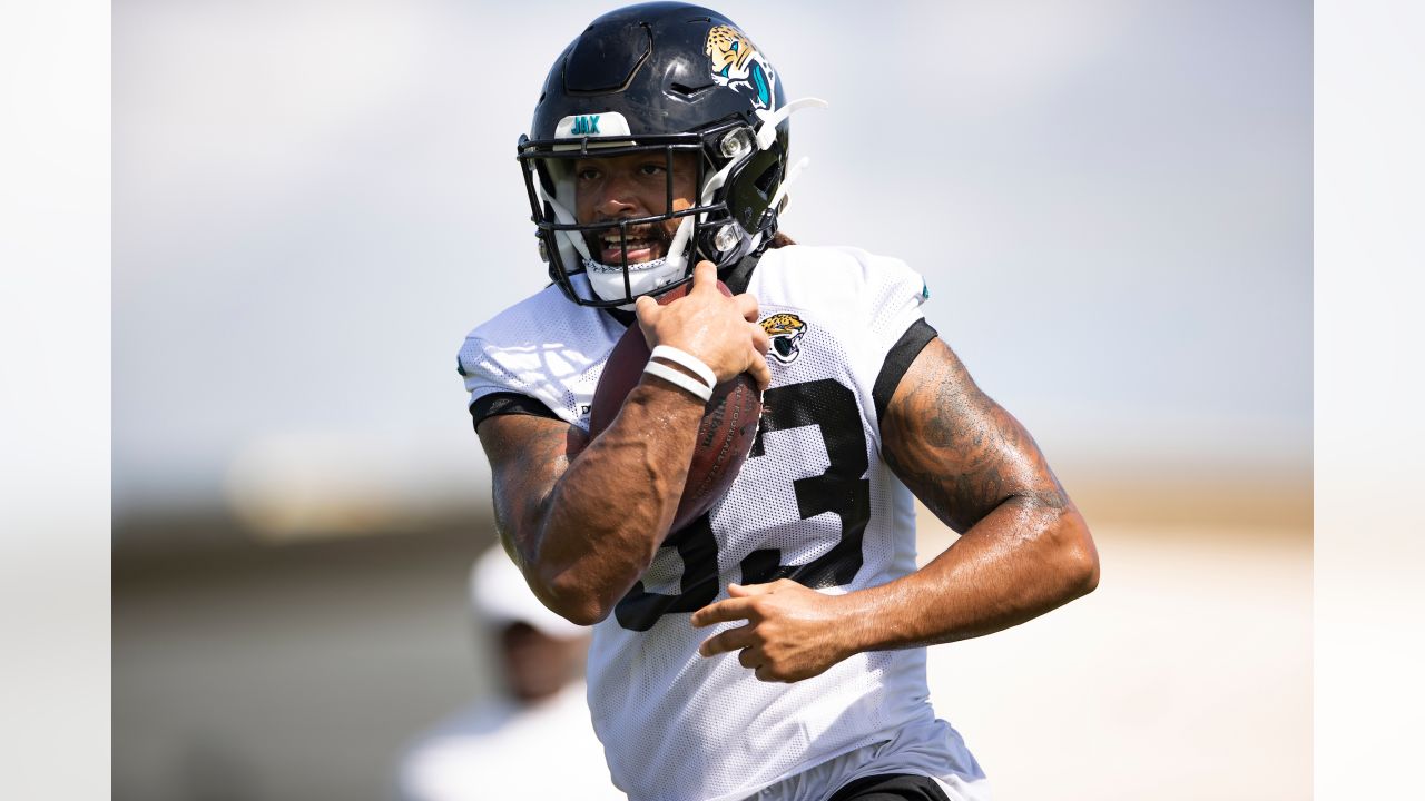 Jaguars cut WR Treadwell, RB Armstead as team works to trim roster