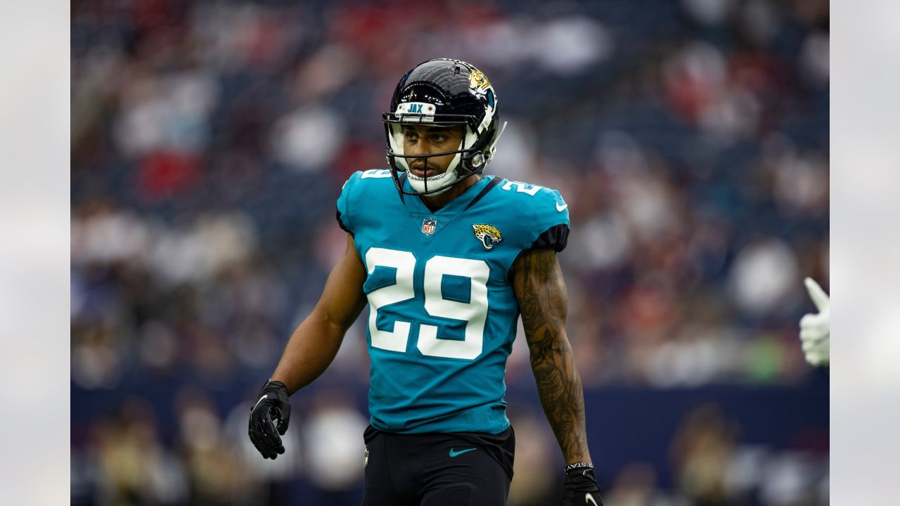 Jaguars place kick returner Jaydon Mickens on IR, re-sign WR