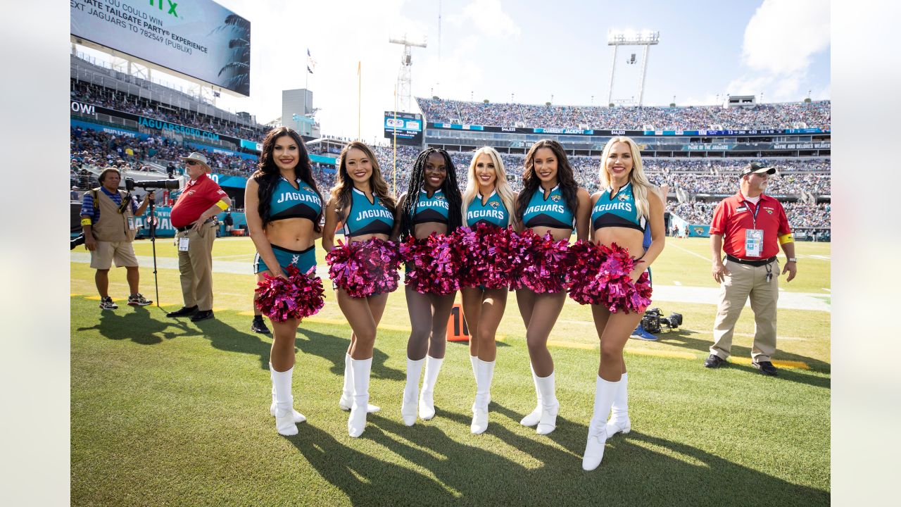 \ud83d\udd12 Cheer on the Jaguars as they take on the NY Giants