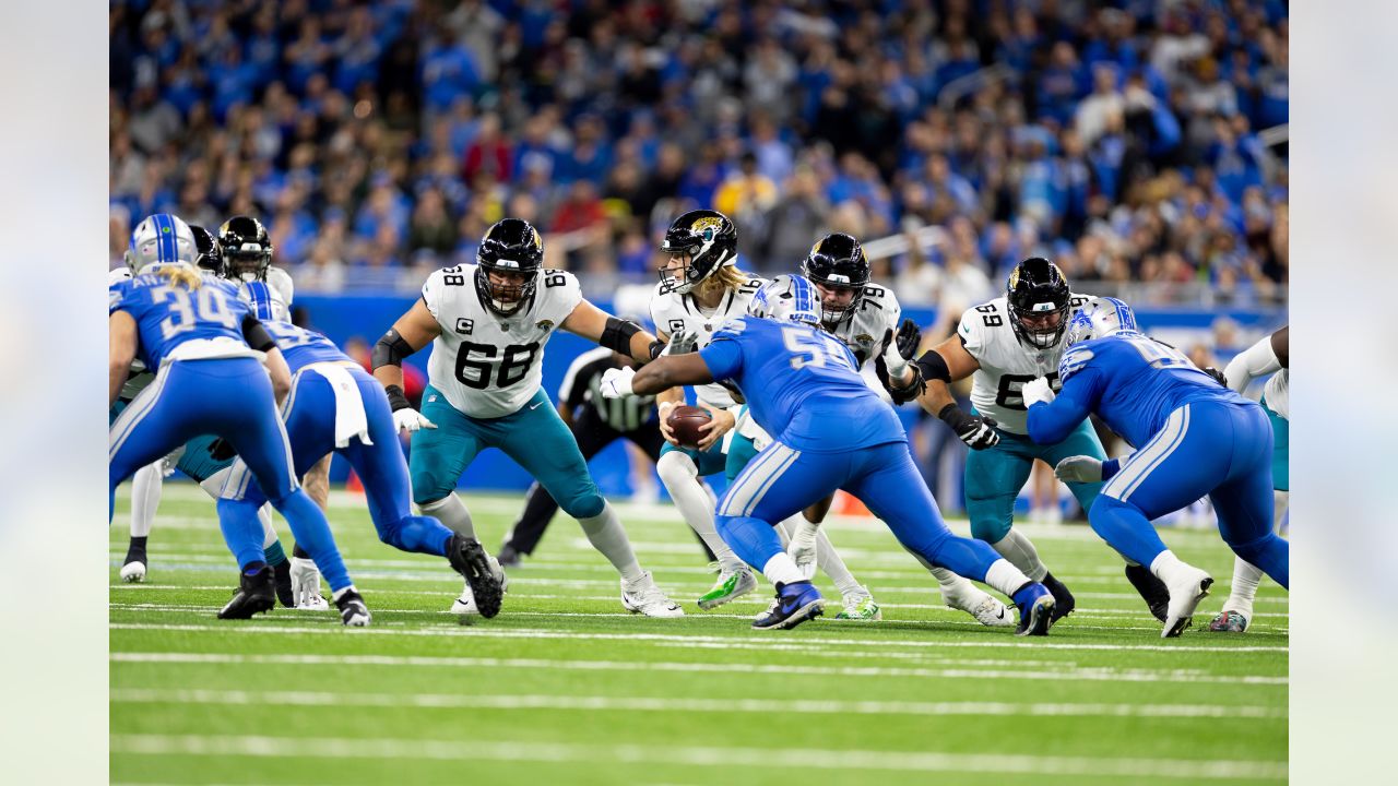 DETROIT, MI - DECEMBER 04: the game between Jacksonville Jaguars and  Detroit Lions on December 4, 20