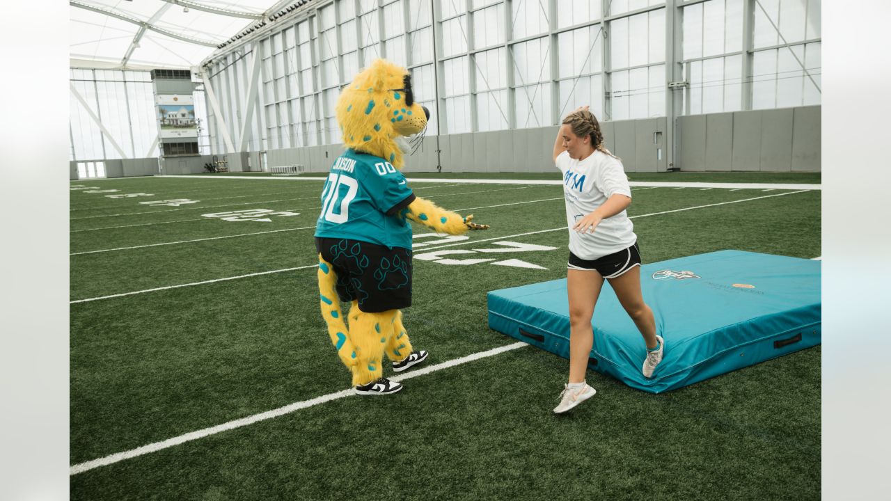 Chad Muma on playing for the Jaguars with Type 1 Diabetes