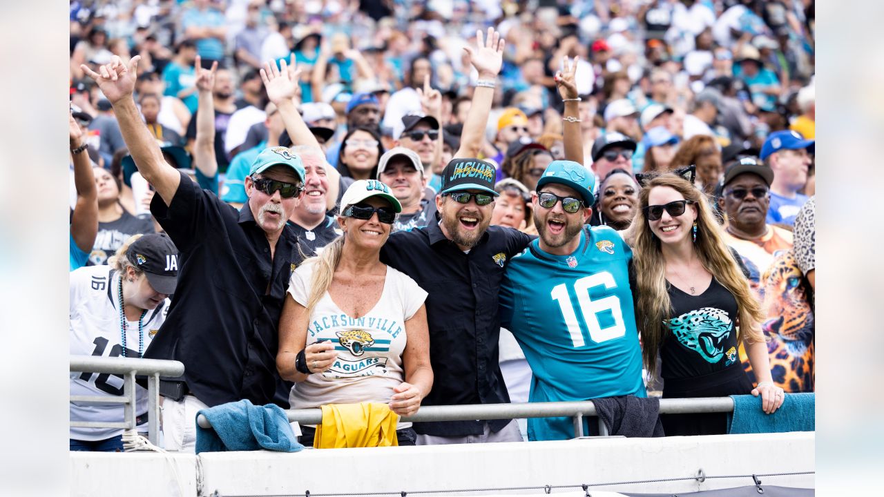 PHOTOS  Jaguars fans caught on camera