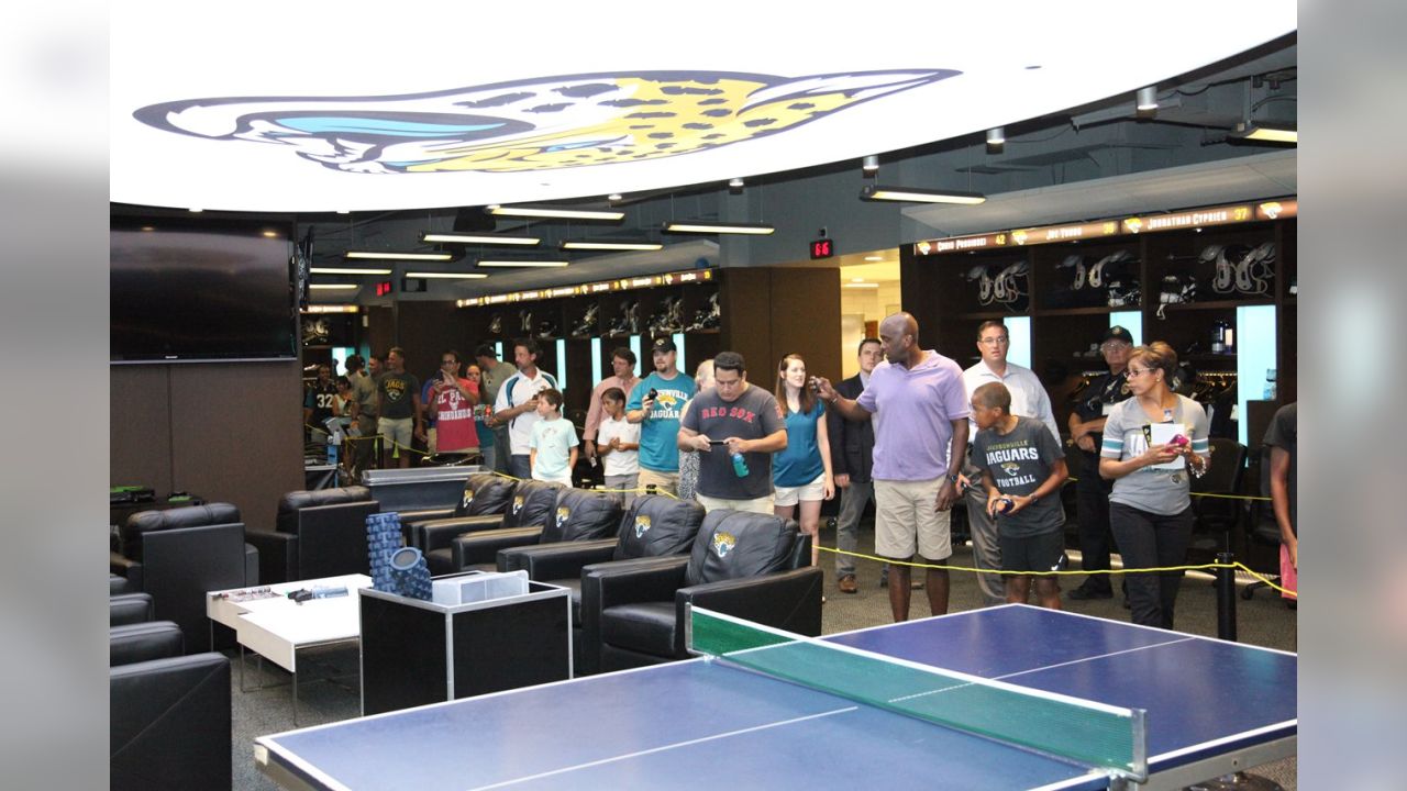 Ping-pong table in Jaguars locker room brings team together