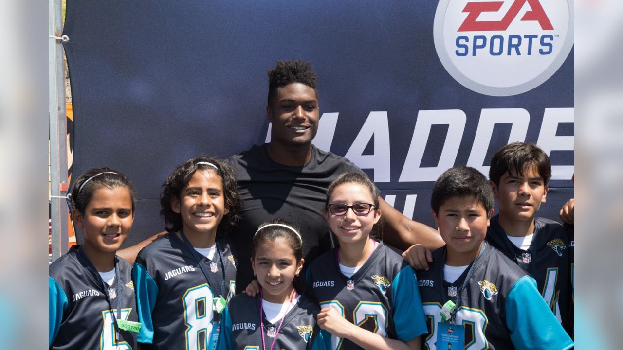 Jaguars players head to Mexico to help promote youth health and