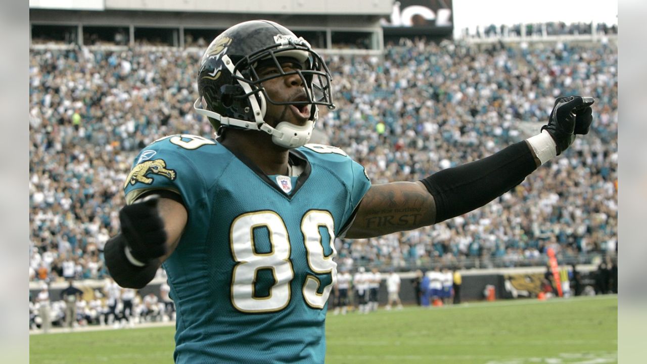 family marcedes lewis