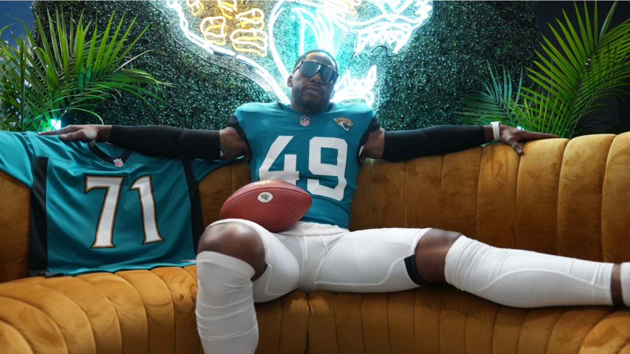 Jacksonville Jaguars inspired #Duuuval Football Dripping Lips