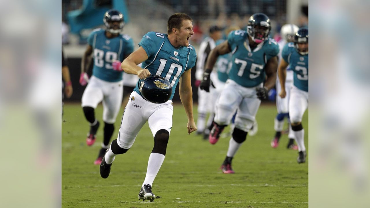 Josh Scobee, his family heading to New England to cheer on Jaguars