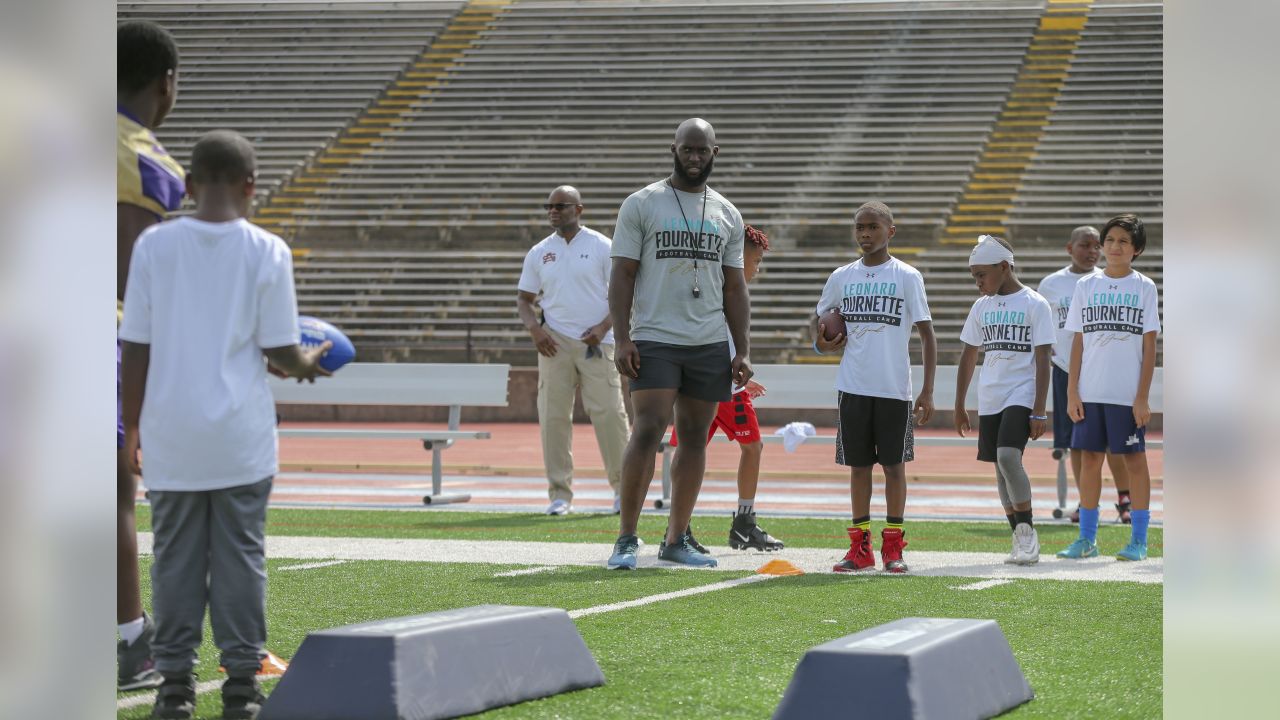 Leonard Fournette Volunteers at Youth Football Camp in New Orleans