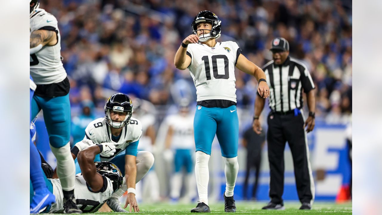 Jaguars lose to Lions Week 13 final score: Trevor Lawrence injured but  returned - Big Cat Country