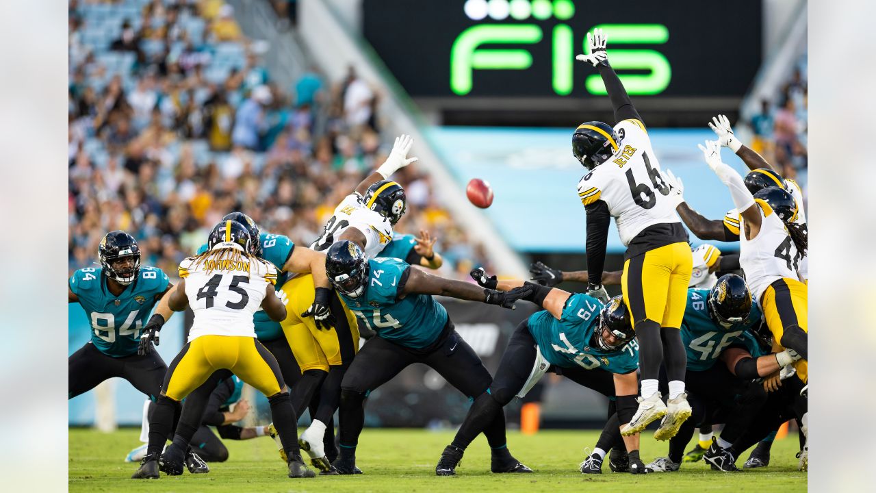 Photo: Steelers versus Jaguars at TIAA Bank Field in Jacksonville