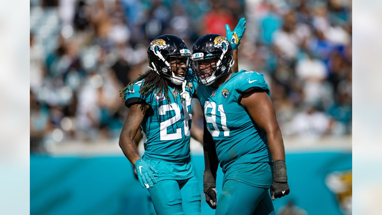 Tennessee Titans vs Jacksonville Jaguars photos, Week 5 of 2021 NFL season